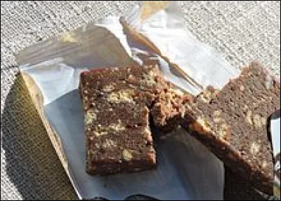 Roumanie (2) > Les mots turcs entrés dans le roumain (XVIIe-XVIIIe s.) sont souvent tombés en désuétude et ont acquis un sens ironique ou péjoratif. Ainsi étonnamment, "rahat" en roumain est aussi ...