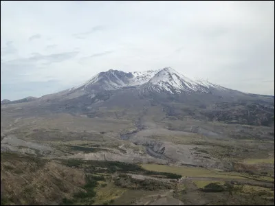 Types volcanique et éruptif  Quels sont-ils pour le mont Saint Helens ?