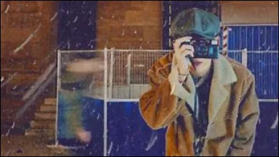 La chanson « Scenery » a été interprétée par...