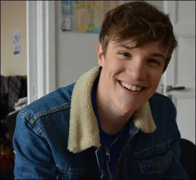 Dans quel pays est-il né ?