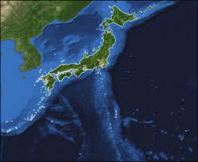 Combien le Japon a-t-il d'îles ?