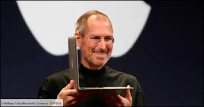 Qui a repris Apple après la mort de Steve Jobs en 2011 ?