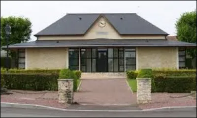 Je vous emm&egrave;ne maintenant en Normandie, &agrave; Champrenard. Commune de l'arrondissement des Andelys, sur le plateau de Madrie, elle se trouve dans le d&eacute;partement ...