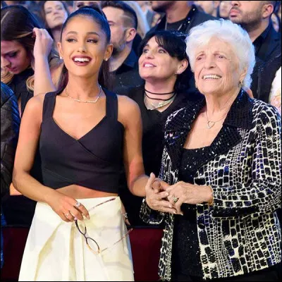 Comment s'appelle sa grand-mère ?