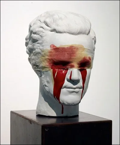 Oedipe tua son père et coucha avec sa mère, l'apprenant plus tard, devant une vérité trop horrible, il se creva les yeux. Qui sont ses parents ?