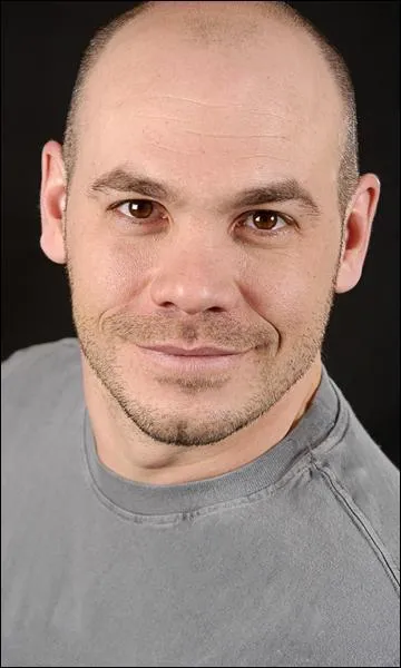 Quel est cet humoriste ?