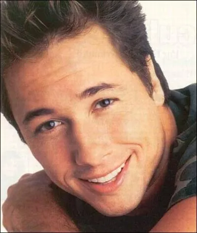 Quel est cet humoriste ?