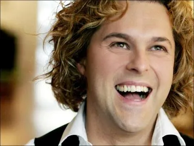 Quel est cet humoriste ?