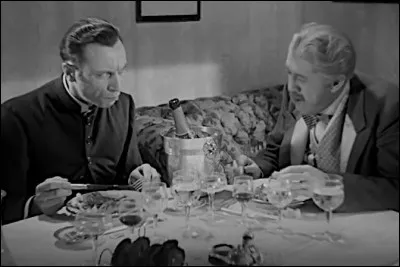 "Drôle de drame" (1937) > Marcel Carné raconte pourquoi les prises de la scène du repas avec Jouvet dura toute une journée !