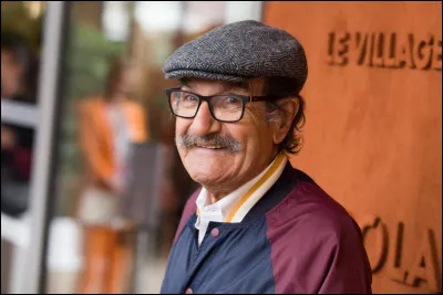 Dans quel pays est-il né ?