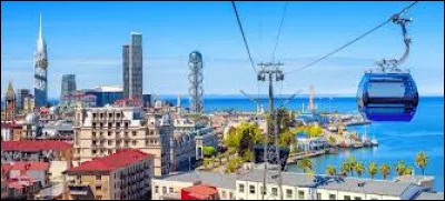 Où se situe la ville Batoumi ?