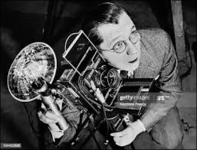 Pour quelle photographie Arthur Sasse doit-il sa notoriété ?