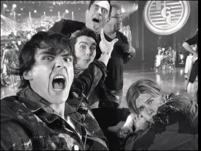 Où les garçons ont-ils rencontré Caleb pour la première fois ?