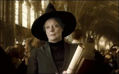 Qui devient la directrice de la célèbre école de magie, après la bataille de Poudlard (Harry Potter) ?