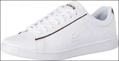 Tu mets des baskets aux pieds ?