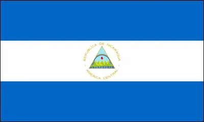 Trouvez ce pays qui possède un drapeau comportant 5 volcans surmontés d'un bonnet phrygien.