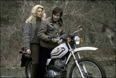 Qui joue dans "À nous deux" ?