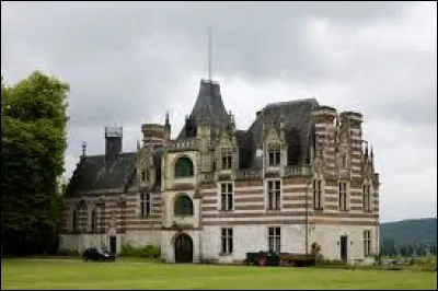 Voici le château d'Ételan, à Saint-Maurice-d'Ételan. Commune du parc naturel régional des Boucles de la Seine normande, elle se trouve dans le département ...