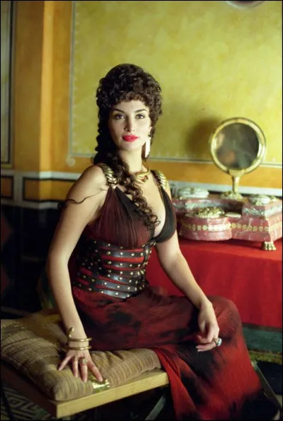 Épouse de l'empereur romain Claude, cette impératrice est restée dans les mémoires comme la plus scandaleuse des souveraines de l'Histoire, guidée par une nymphomanie sans limites qui la poussa même à se prostituer. Qui est-elle ?