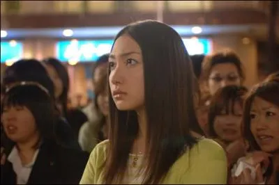 Un personnage indit par rapport au manga est introduit dans le film : il s'agit de cette fille. Quel est son nom ?