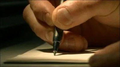 Comment meurent les personnes dont le nom est inscrit dans le Death Note si la cause de leur mort n'est pas prcise ?