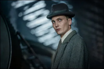 Quel est le personnage joué par Eamon Farren ?