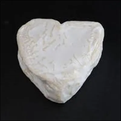 Fabriqué à cheval sur la Seine-Maritime et l'Oise, le neufchâtel est un fromage à pâte molle à croûte fleurie. Quel lait est utilisé pour sa conception ?