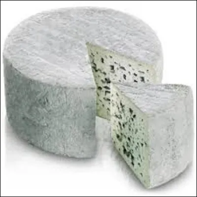 Le bleu d'Auvergne est un fromage du Massif central à pâte persillée. Quel est le lait utilisé pour sa fabrication ?