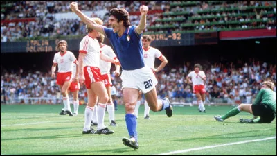 L'Italie passe ensuite l'obstacle des demi-finales grâce à deux nouveaux buts de Paolo Rossi (2-0) mais contre quelle équipe rencontrée déjà au 1er tour ?