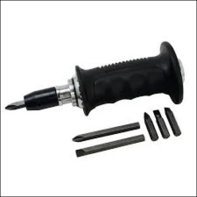 Tour comme tournevis : quel est celui dont l'intérieur est composé d'un mécanisme robuste transformant un mouvement linéaire en mouvement de rotation ?