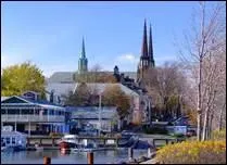 Quelle est la capitale de l'Ile-du-Prince-Edouard ?