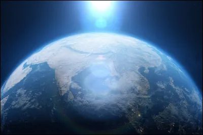 Quel photographe est l'auteur du livre ''La Terre vue du ciel'' ?