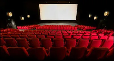 Juillet : Quelle personne n'a aucun rapport avec le monde du cinéma ?