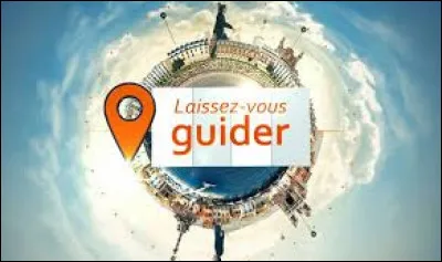 Stéphane Bern et Lorànt Deutsch présentent l'émission "Laissez-vous guider" sur France 2.