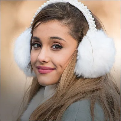 Laquelle de ces chansons Ariana n'a-t-elle pas écrite ?