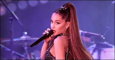 La vidéo de "Stuck With U" était pour...