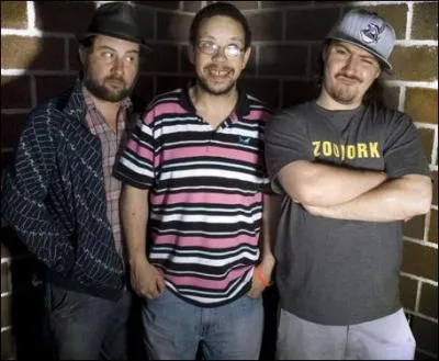 Ces joyeux lurons sont :