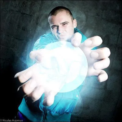 Rappeur de talent qui fit scandale chez certaine personne, il dbarque, c'est :