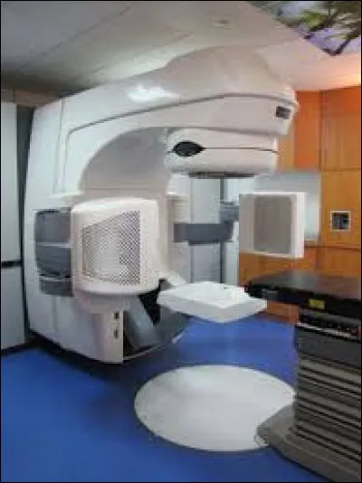 Il est également possible d'utiliser des accélérateurs linéaires, quelles sont ses caractéristiques ?