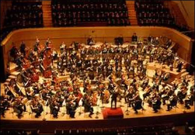 Mars 2020 - J'ai appris que nous allions être confinés quand j'étais en pleine répétition avec l'orchestre semi-professionnel, de la bouche d'une dame clarinettiste qui l'a crié au milieu d'un morceau. A quel pupitre appartenait-elle ?