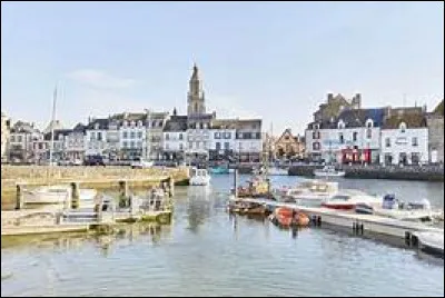 Juillet 2020 - De manière totalement improvisée, j'ai pu retrouver Eye au Croisic. Je me croyais au Finistère, mais il m'a vite rappelé que Le Croisic se trouvait :