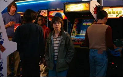 Comment se nomme la mère de Onze ?