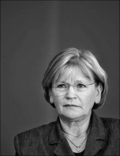 Une rouge, ici en noir et blanc c'est pas vident...