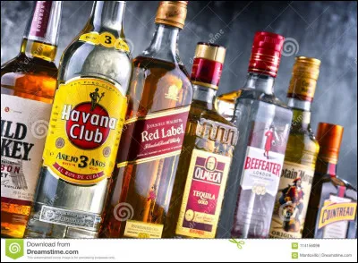 Quelle est la boisson que tous les vampires boivent à part le sang ?