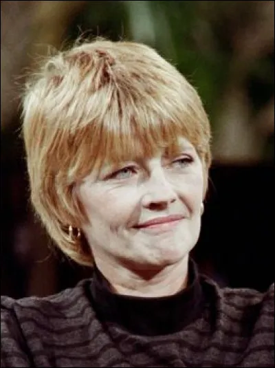 Claire Bretécher, morte le 10 février 2020, auteure de bande dessinée humoristique, connue pour "Les Frustrés", a ensuite créé une série de bande dessinée publiée entre 1988 et 2009 intitulée ...