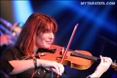 À quel âge Karen débuta-t-elle le violon ?