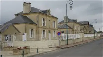 Village Calvadosien, Juaye-Mondaye se situe dans l'ex r&eacute;gion ...