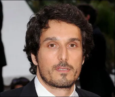 Qui est cet acteur qui joue le rôle de Stéphane dans le film ''Mystère'' qui sortira cette année (2021) ?