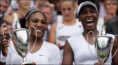 Quel est le nom de ces deux soeurs, Venus et Serena, célèbres joueuses de tennis professionnelles américaines ?