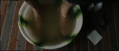 Que doit porter Th&eacute;o pour son p&eacute;riple ?